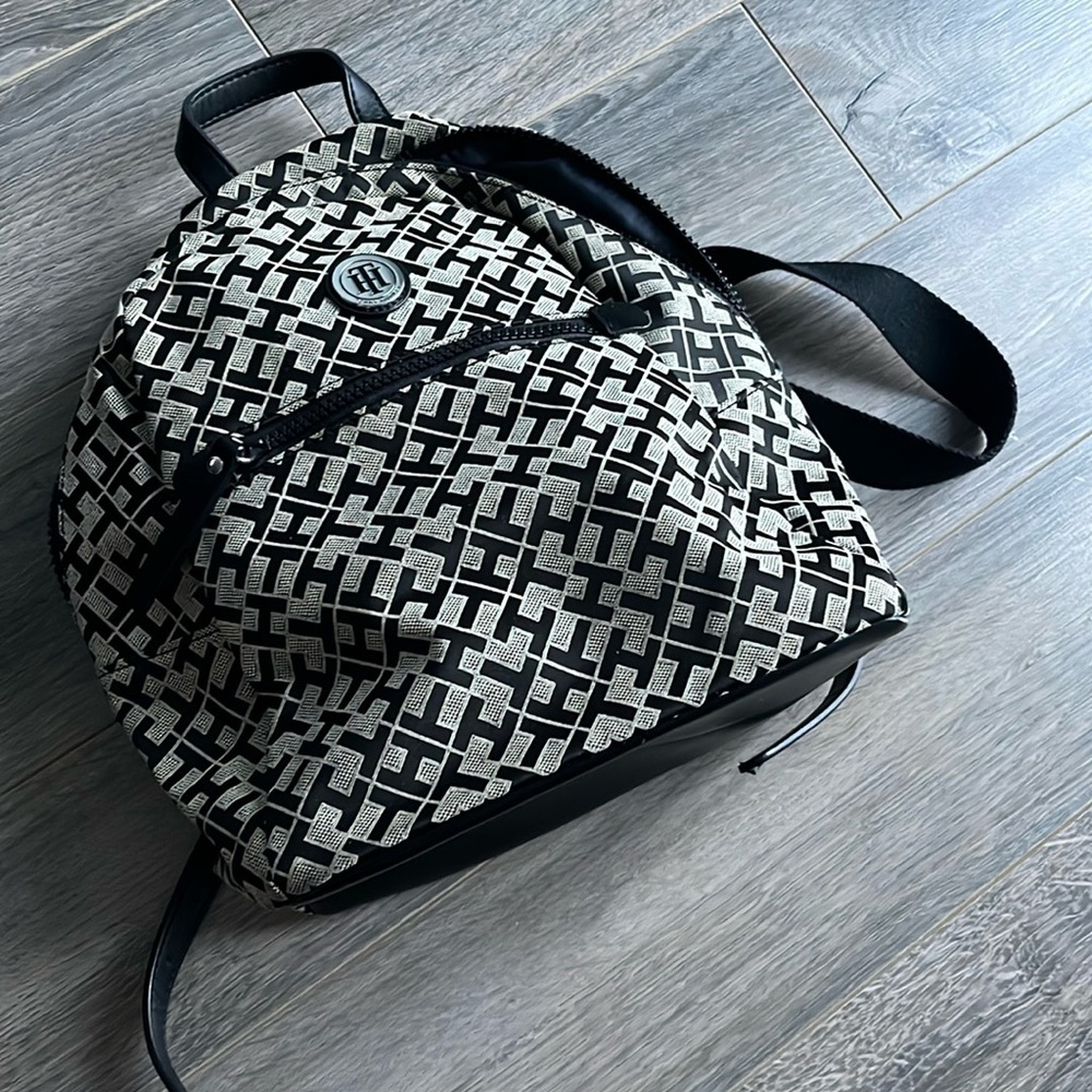 Tommy Hilfiger Mini Backpack - Picture 4 of 7
